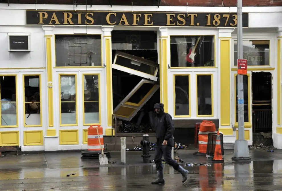 'Sandy' deja al menos 13 muertos, inundaciones récord y apagones en EE. UU.