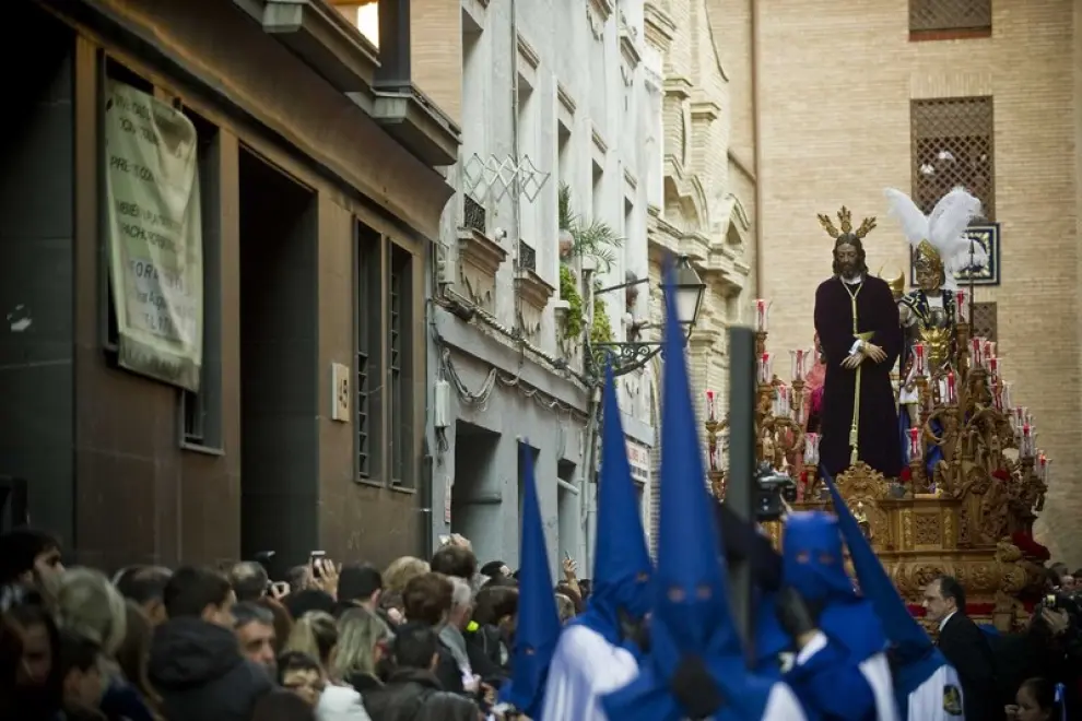 La hermandad y cofradía de Nazarenos de Jesús de la Humildad a protagonizado la procesión más larga de este Domingo de Ramos