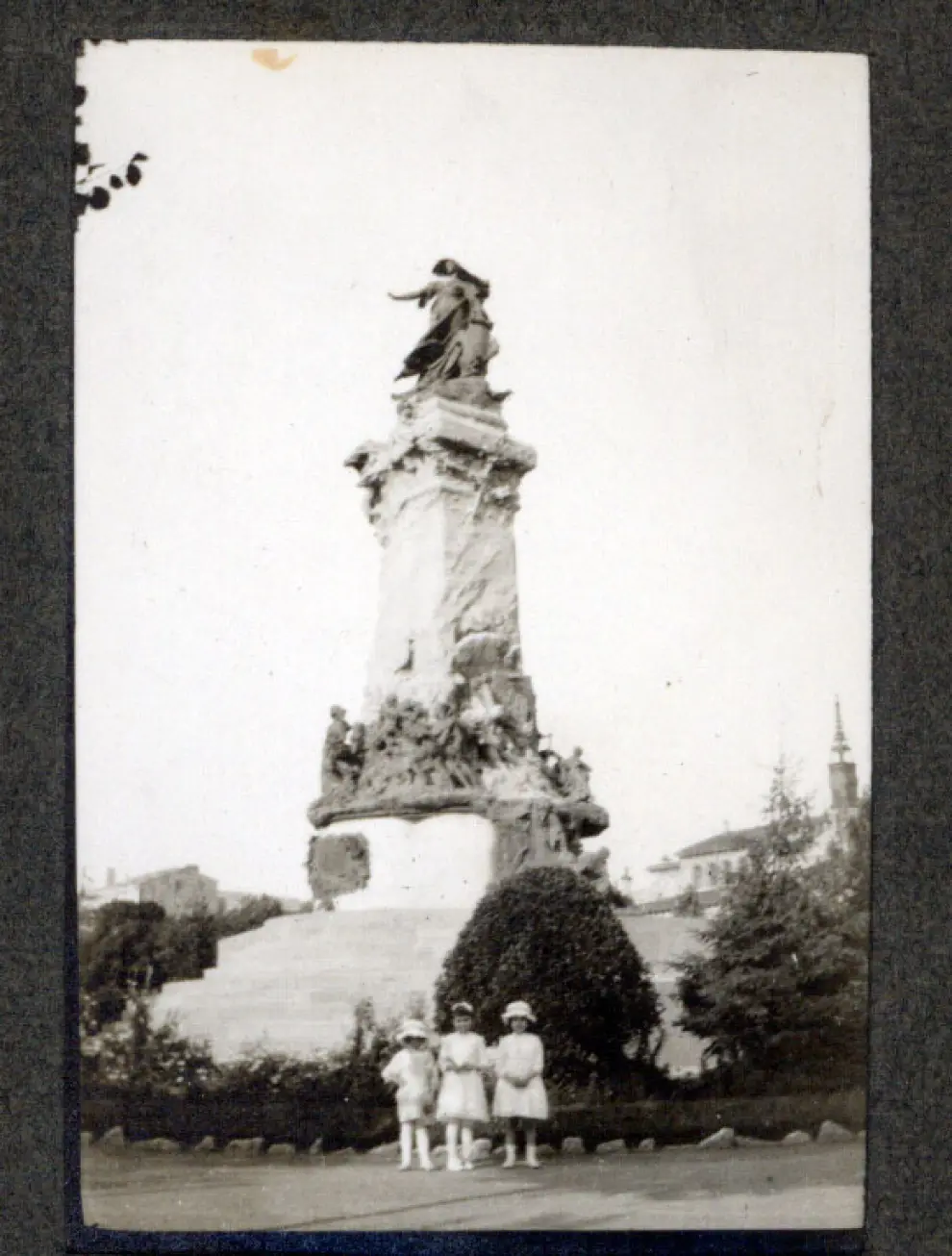Fotos realizadas por el Dr. Lerga Luna en la primera mitad del siglo  XX , entre 1918 y 1940