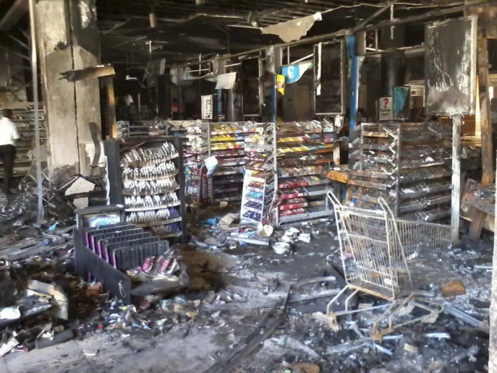 Imágenes del centro comercial de Nairobi tras la matanza en que murieron más de 70 personas.