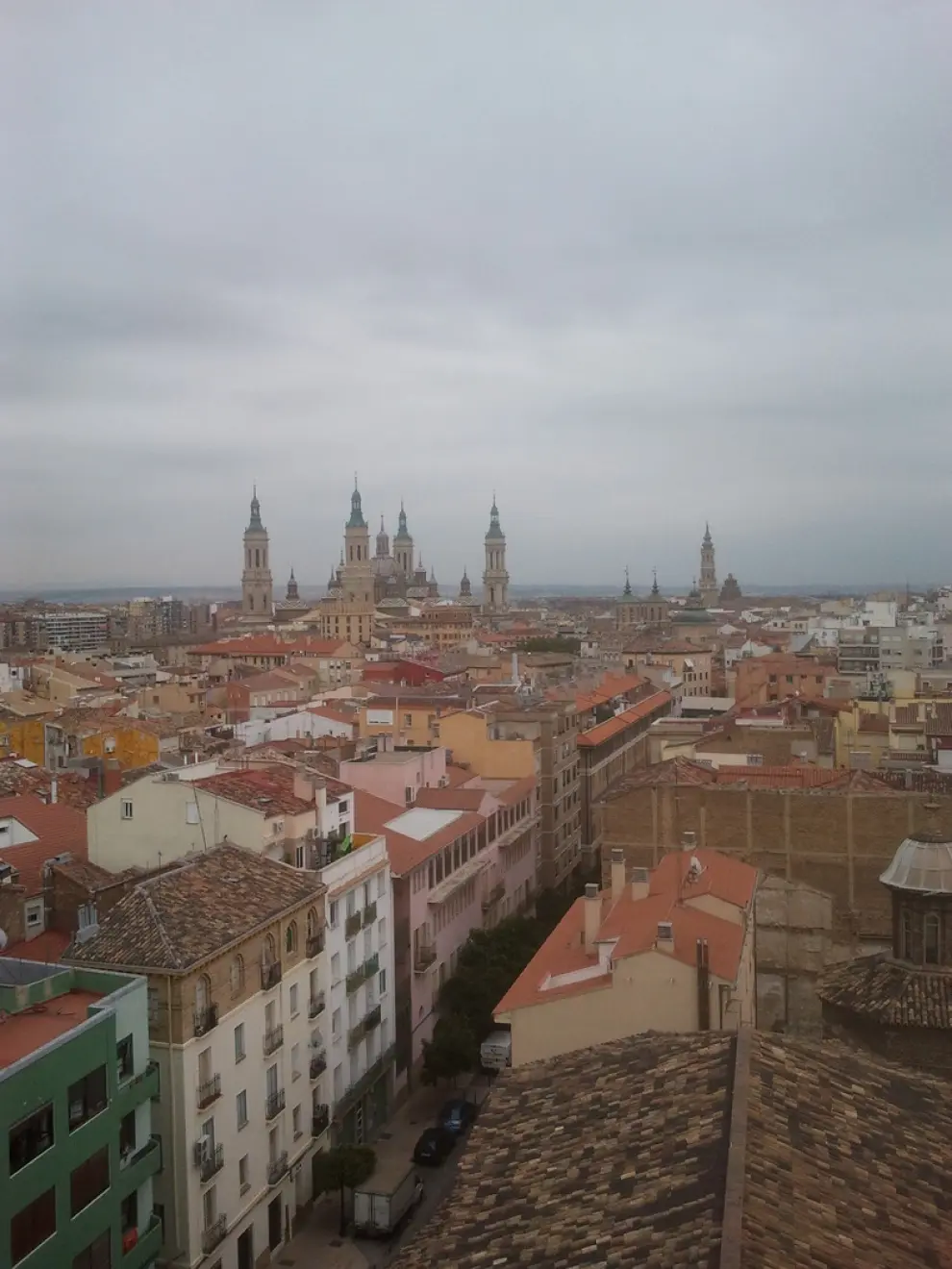 Pequeño homenaje: vista de la Basílica de El Pilar desde la Torre de San Pablo