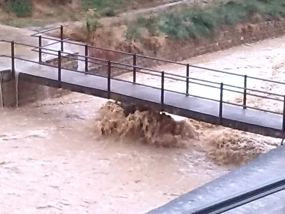 Río Riguel, a su paso por Uncastillo