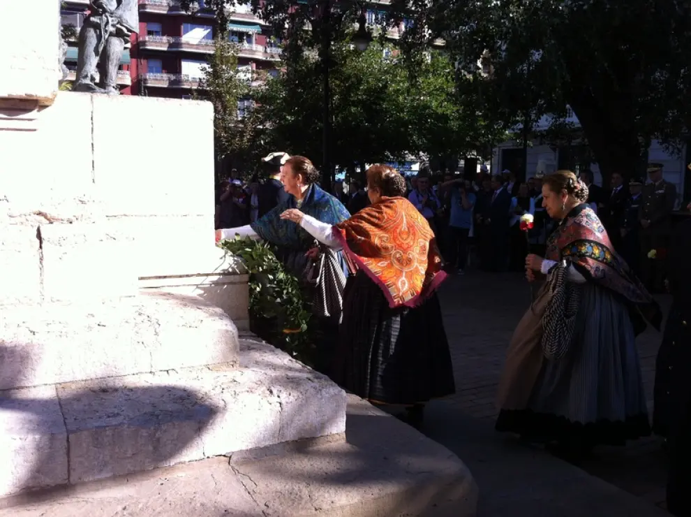 Homenaje en la plaza del Portillo