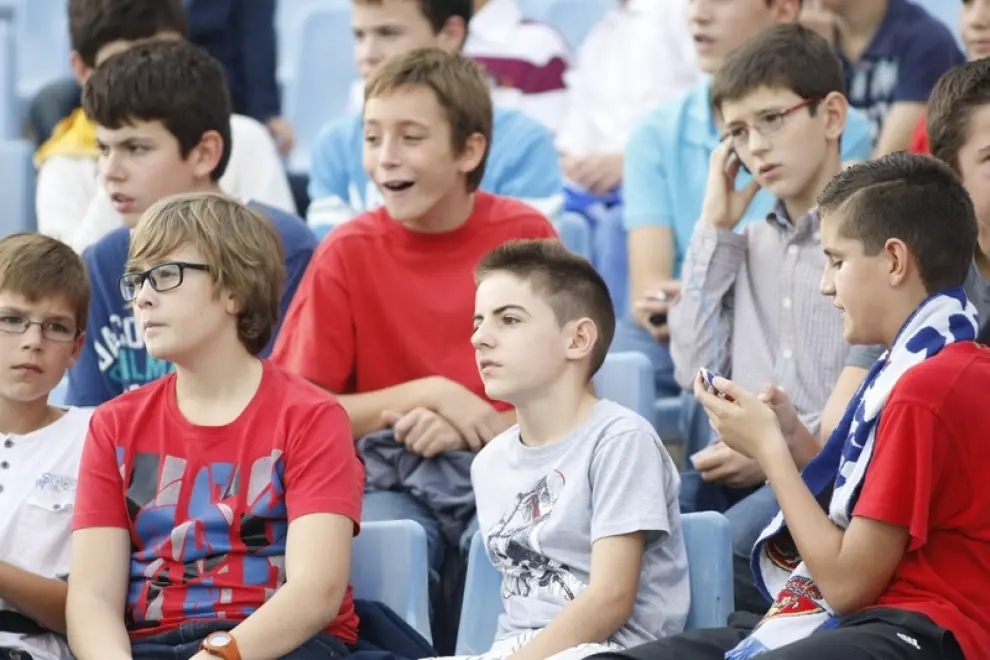 Imágenes de los aficionados en el partido Real Zaragoza-Alavés