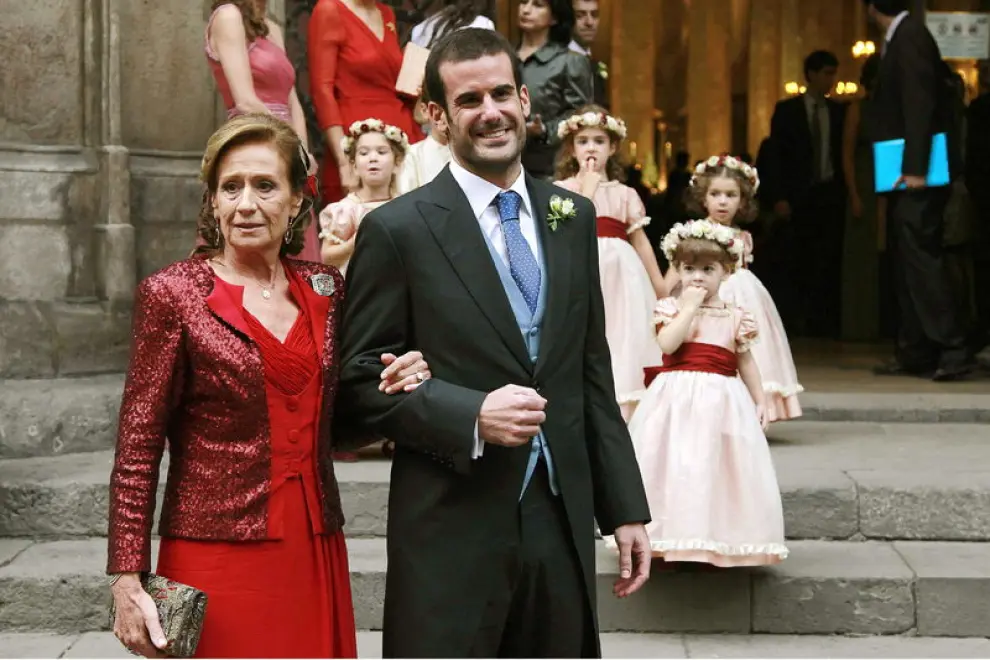 La boda de Pablo Lara y Anna Brufau reúne políticos, empresarios y escritores