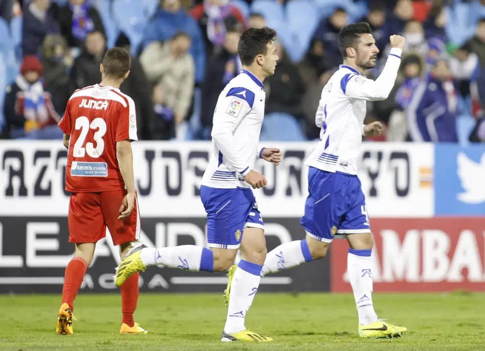 Álvaro, en el partido entre el Real Zaragoza y el Girona