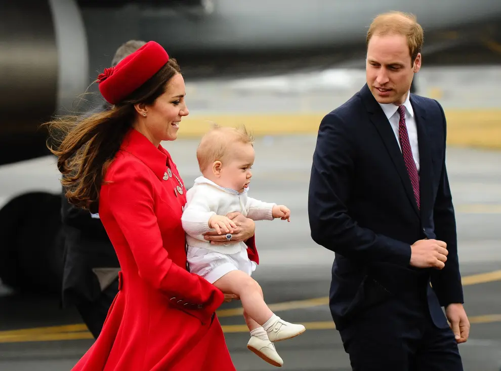 Los duques de Cambridge y su bebé