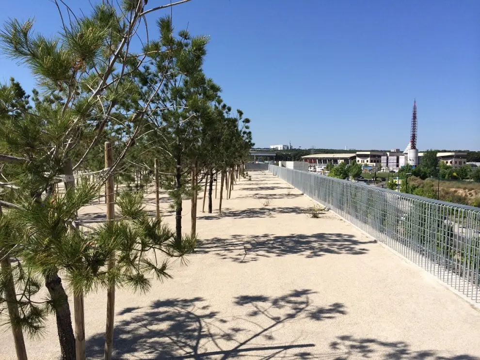 Parque Venecia crece con la retirada de las vallas