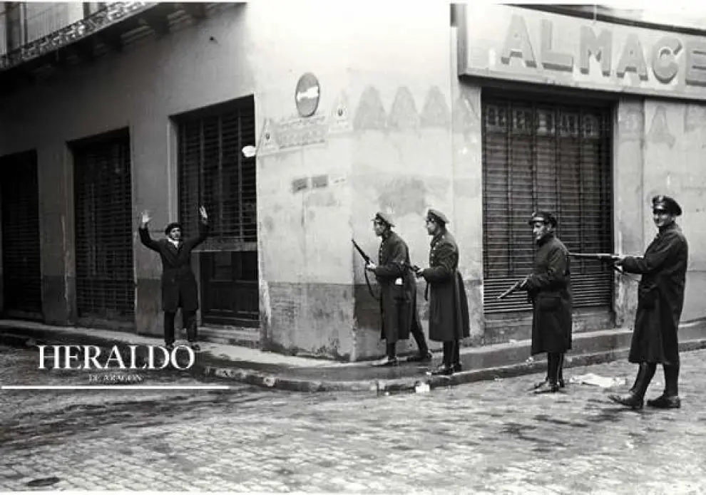 Detención realizada durante la insurrección anarquista de Zaragoza entre el 9 y el 11 de diciembre de 1933