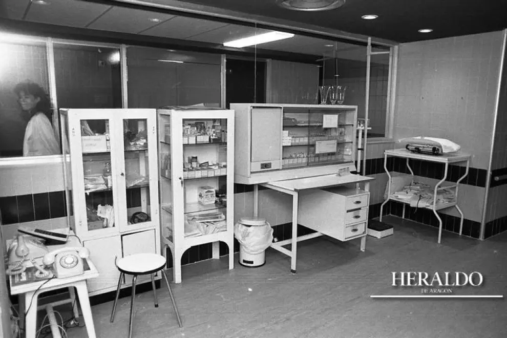 En diciembre de 1971 se inauguró el Hospital Infantil de Zaragoza. En la foto, de 1988, podemos ver una sala de Maternidad