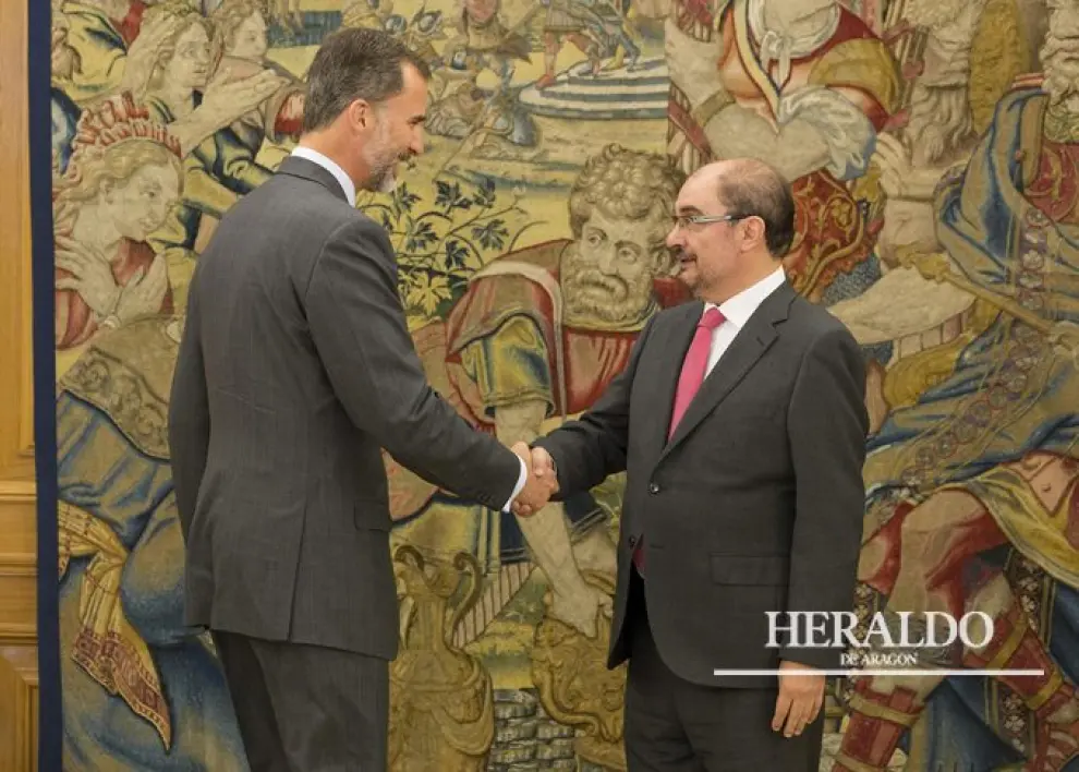 Encuentro entre el rey Felipe VI y Javier Lambán, presidente del Gobierno de Aragón, en el Palacio de la Zarzuela, el 23 de julio.