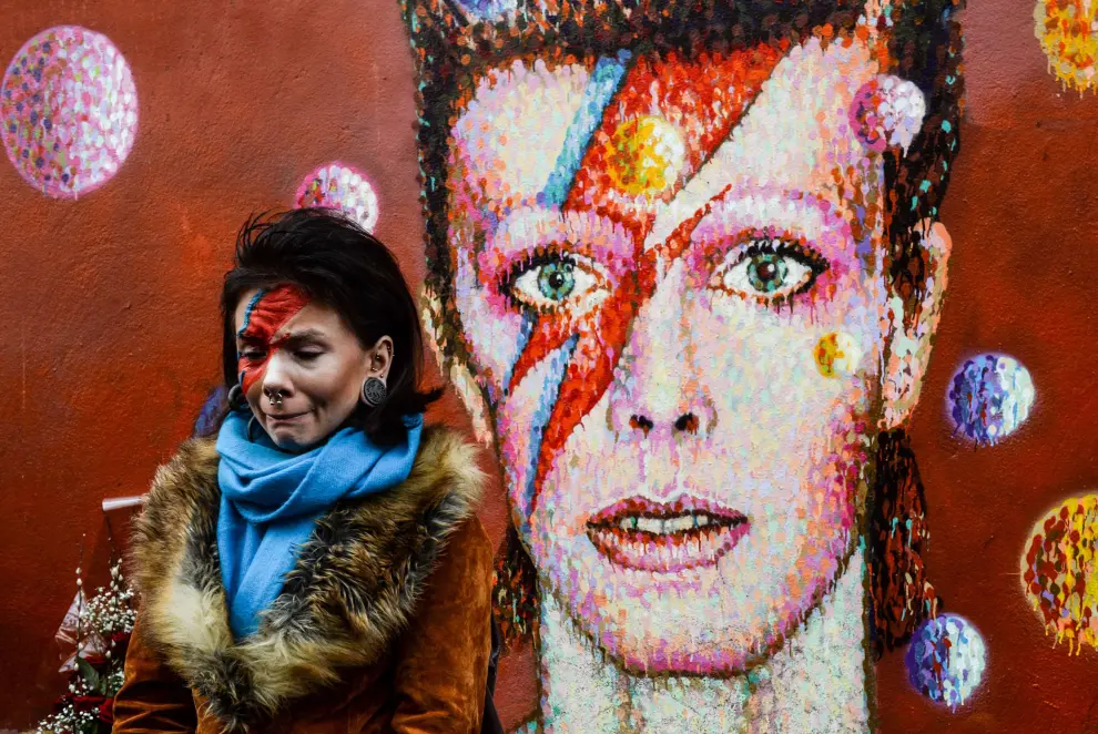 Muere David Bowie