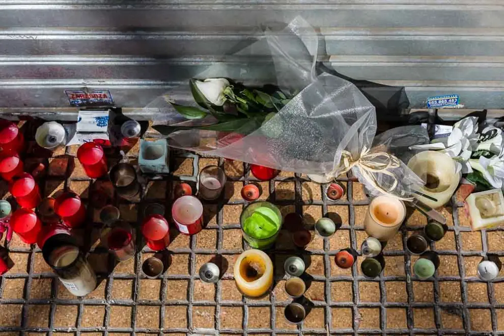 Altar en el Bar Planet en memoria de Soraya Gutierrez, asesinada por su expareja