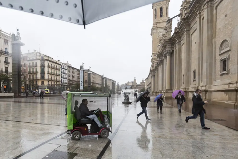 El temporal en Zaragoza deja lluvias y frío