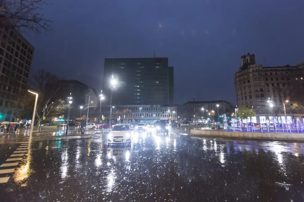 Tormenta para acabar el invierno en Zaragoza