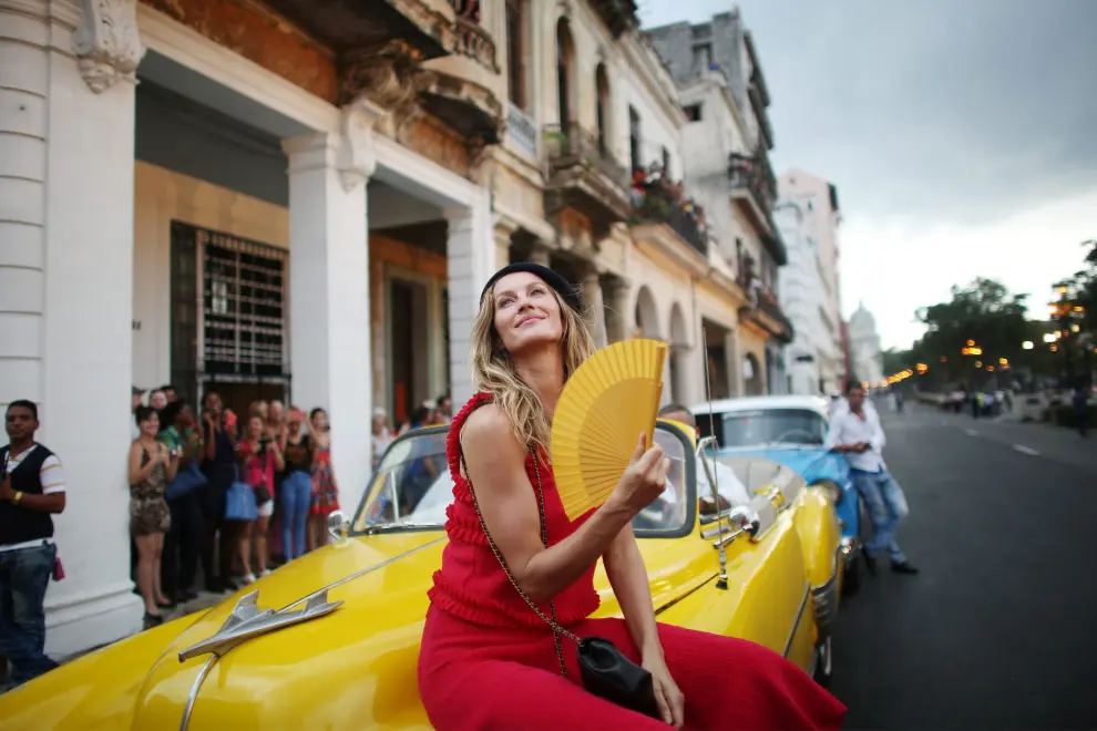 Histórico desfile de Chanel en La Habana