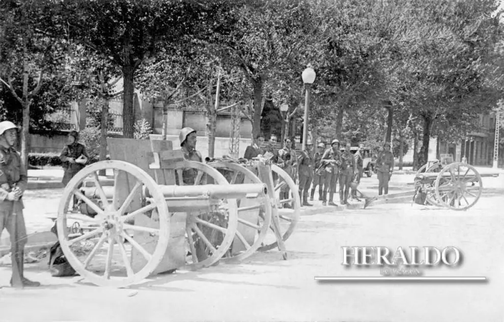 Al proclamarse en Zaragoza el estado de guerra el 18 de julio de 1936 las fuerzas de la guarnición ocuparon lugares estratégicos de la ciudad.