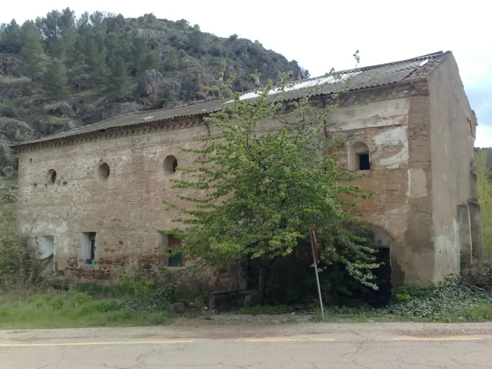 Apudepa denuncia el "salvaje derribo" de ermita en La Almunia de Doña Godina 