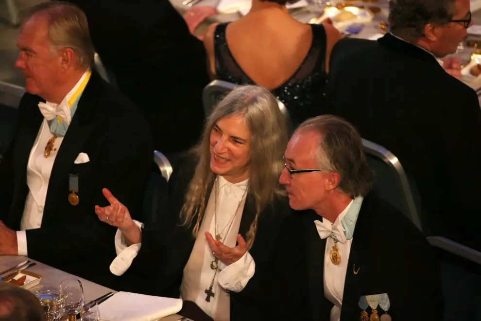 Patti Smith eclipsa con su humanidad la polémica ausencia de Dylan en ceremonia Nobel