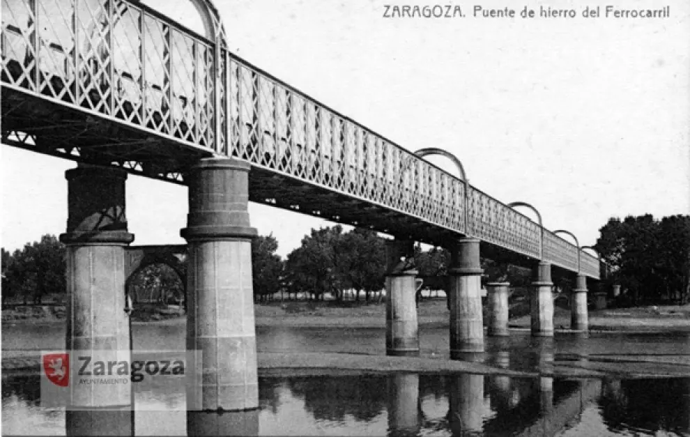 Puente del ferrocarril en 1910.