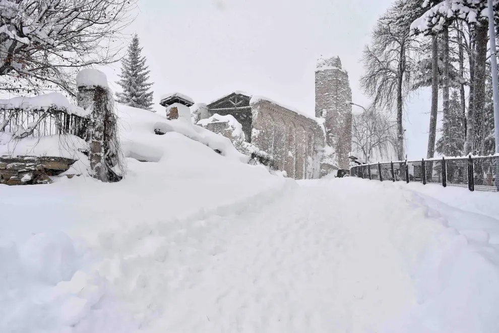 Las nevadas complican el estado de la zona italiana afectada por los seísmos
