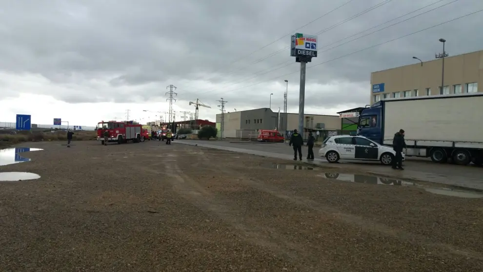 Explosión en una gasolinera en Villanueva de Gállego