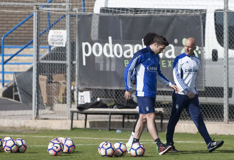 El Zaragoza regresa al trabajo tras la derrota en Córdoba.