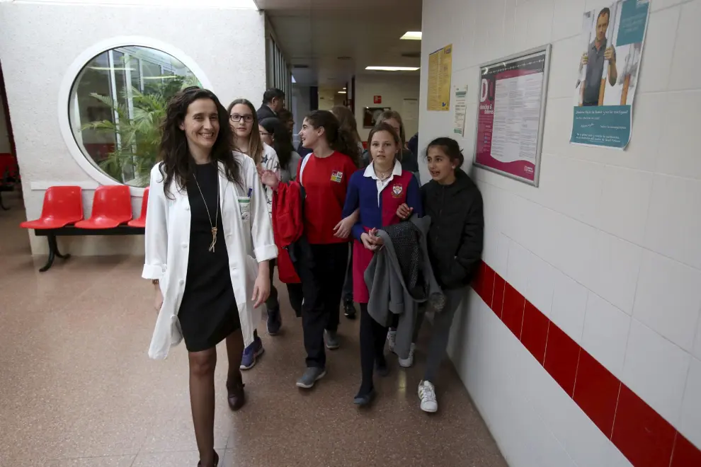 El Consejo de la Ciudad de los Niños y las Niñas visita el hospital San Jorge.
