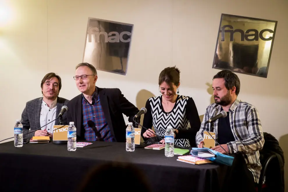 Nacho Escuín, Fernando Sanmartín, Brenda Ascoz y Ramiro Gairín representan a varias generaciones de poetas.
