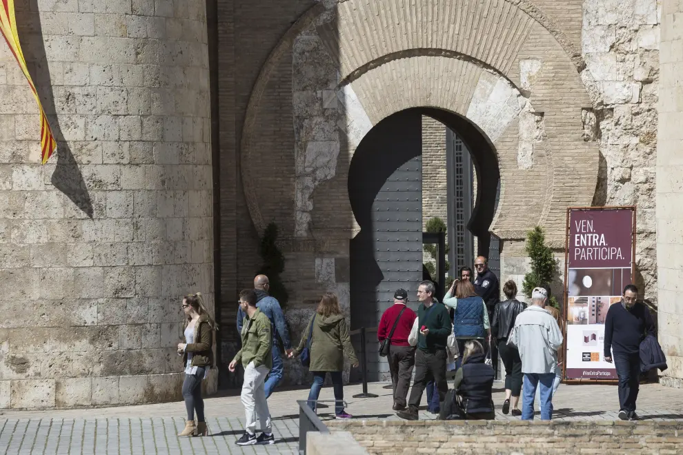 La Aljafería abre sus puertas por San Jorge
