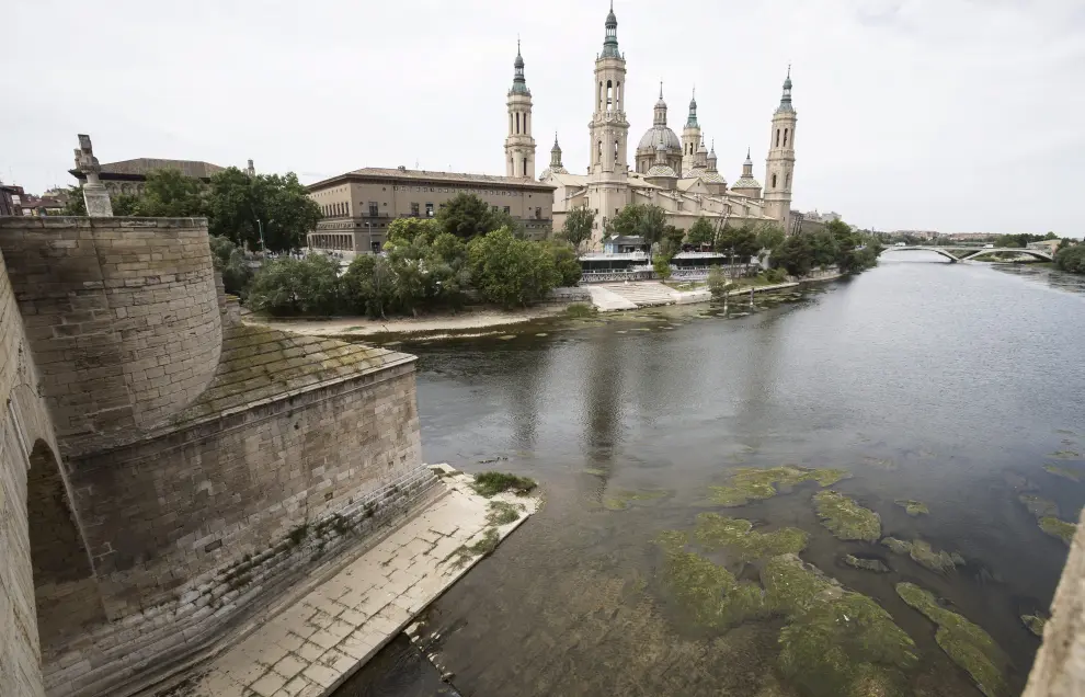 Bajo caudal del Ebro