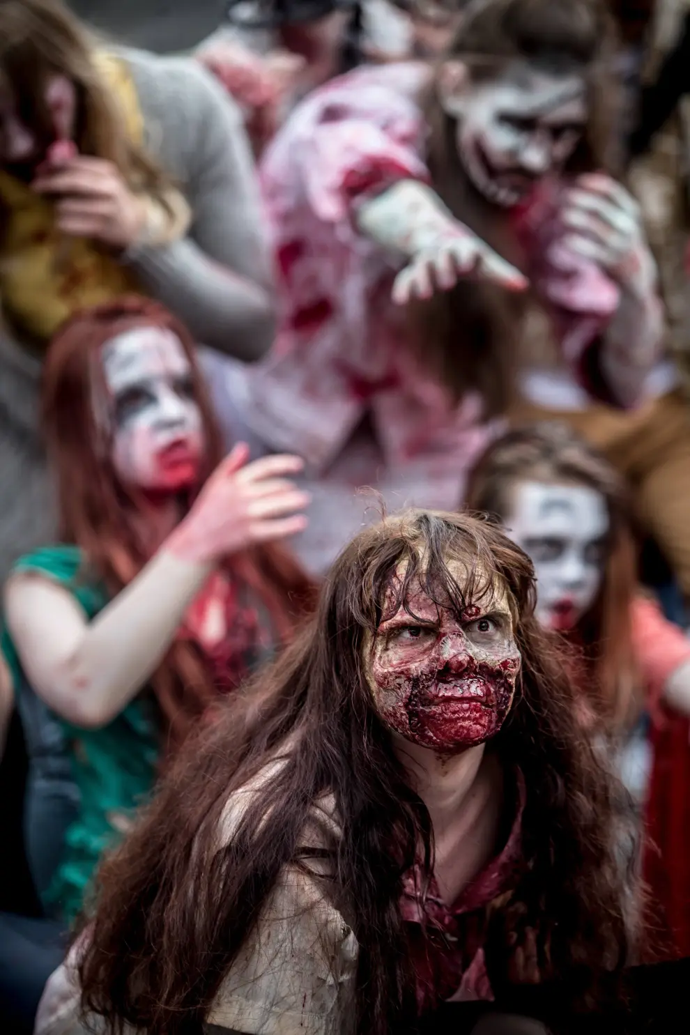 Cientos de zombis recorren calles de Praga