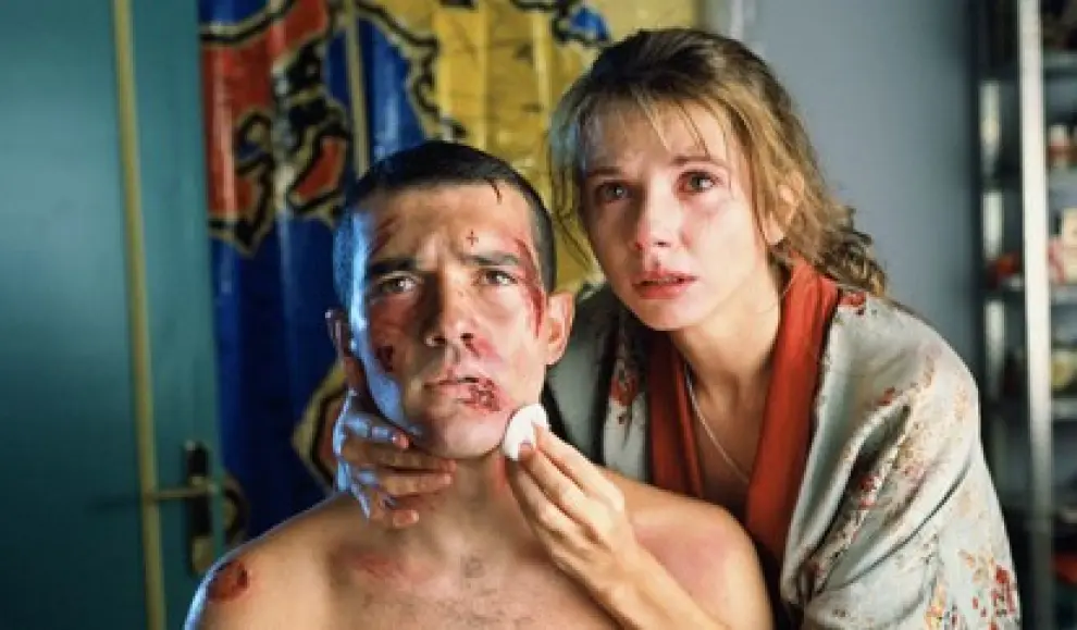 Antonio Banderas, 'Átame' 1989