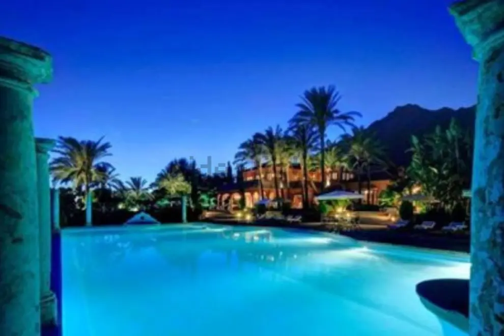La quinta casa más exclusiva es Villa en Marbella (Málaga), valorada en 24 millones de euros.