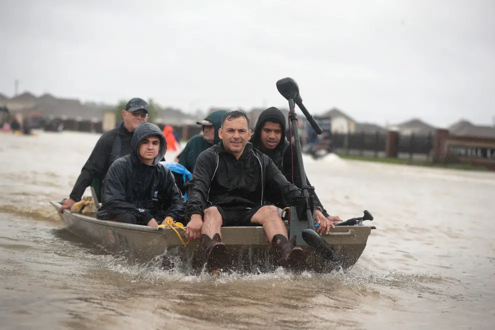Houston no sale de su sorpresa por la peor inundación de su historia