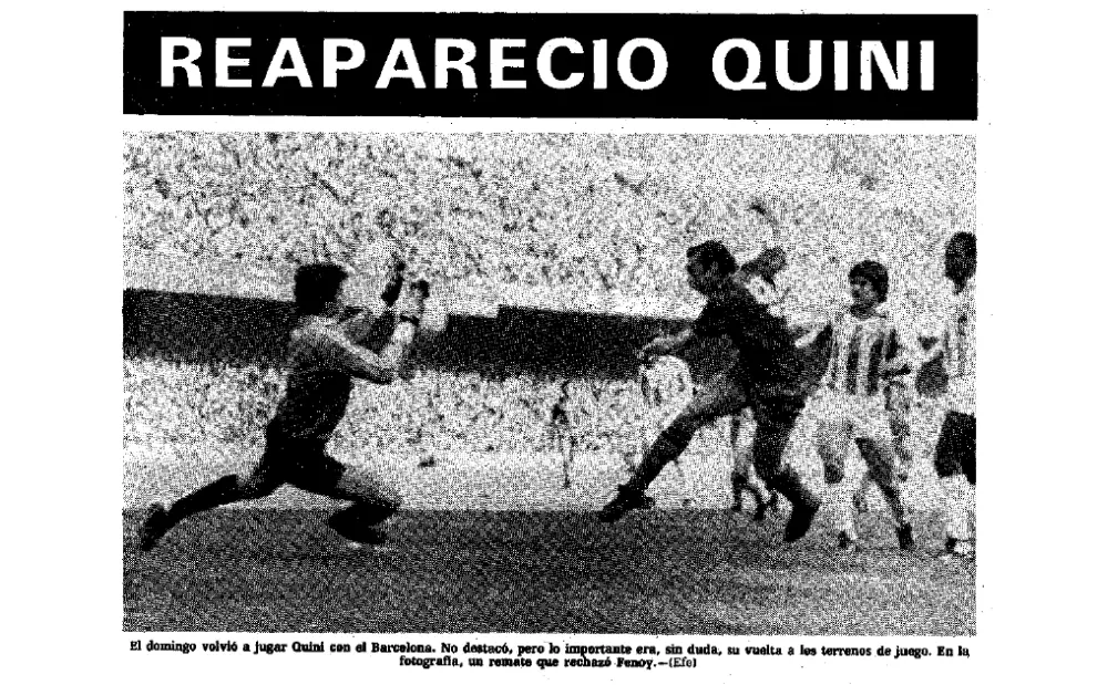 Fotonoticia del 7 de abril de 1981 publicada en HERALDO en la que se ve a Quini jugando de nuevo con el FC Barcelona tan solo 12 días después de haber sido liberado