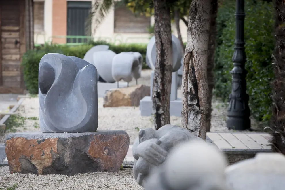 Esculturas de piedra negra de Calatorao.