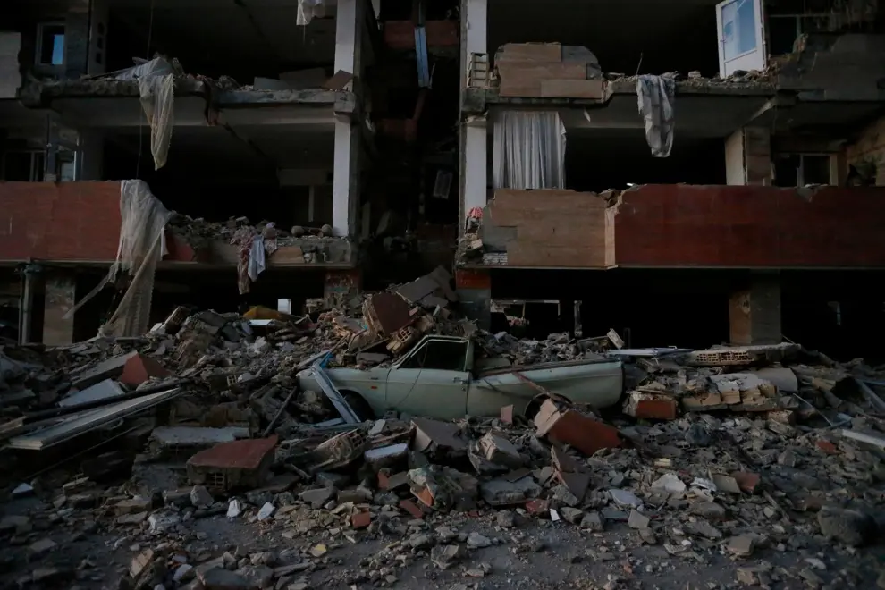Más de 200 muertos y de 1.500 heridos en Irán a causa del terremoto