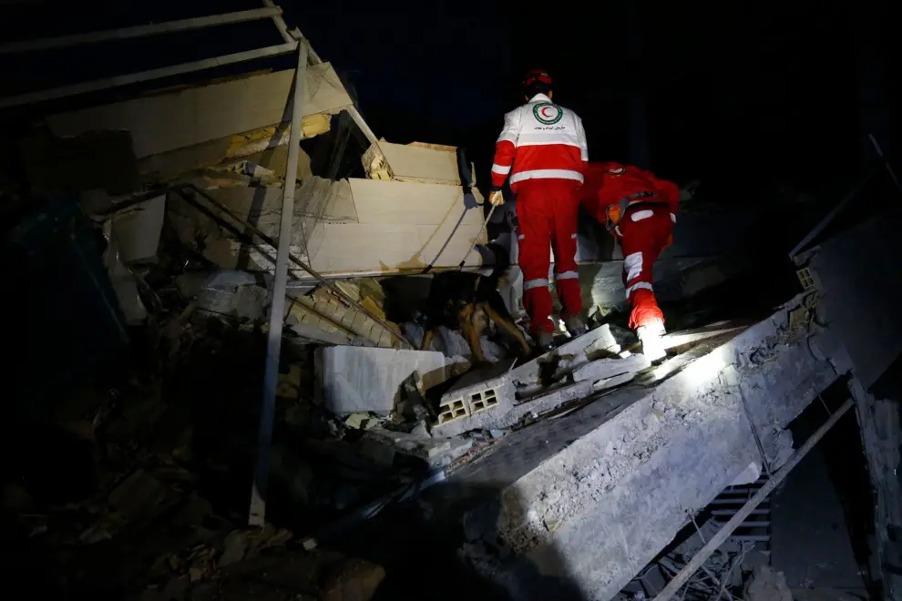 Más de 200 muertos y de 1.500 heridos en Irán a causa del terremoto