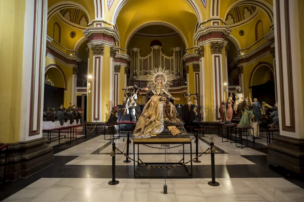 Exposición del patrimonio de la Hermandad de la Sangre de Cristo