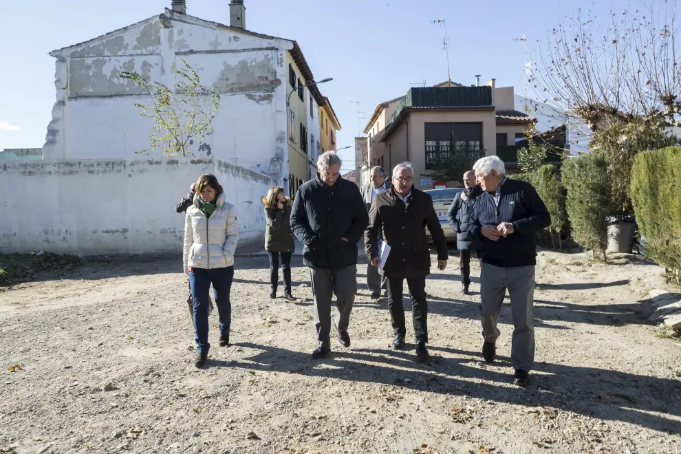 El consejero Olona se reúne en Novillas con alcaldes afectados por las riadas del Ebro