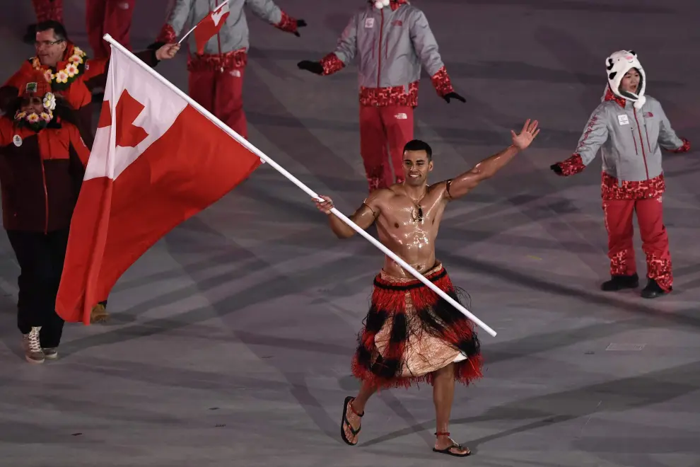 El desfile del abanderado de Tonga