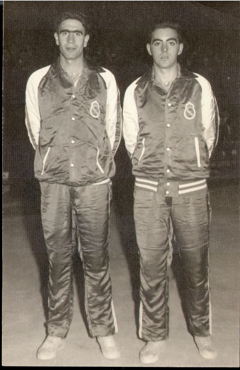 Lorenzo Alocén y Julio Descartín. Los aragoneses compartieron vestuario en el Real Madrid. Alocén fue internacional en 69 ocasiones y Descartín en 23.