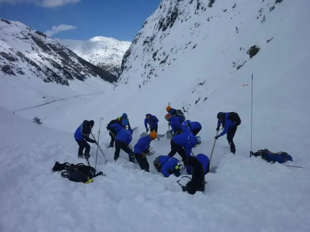 El rescate de los montañeros sepultados por un alud cerca de Bielsa