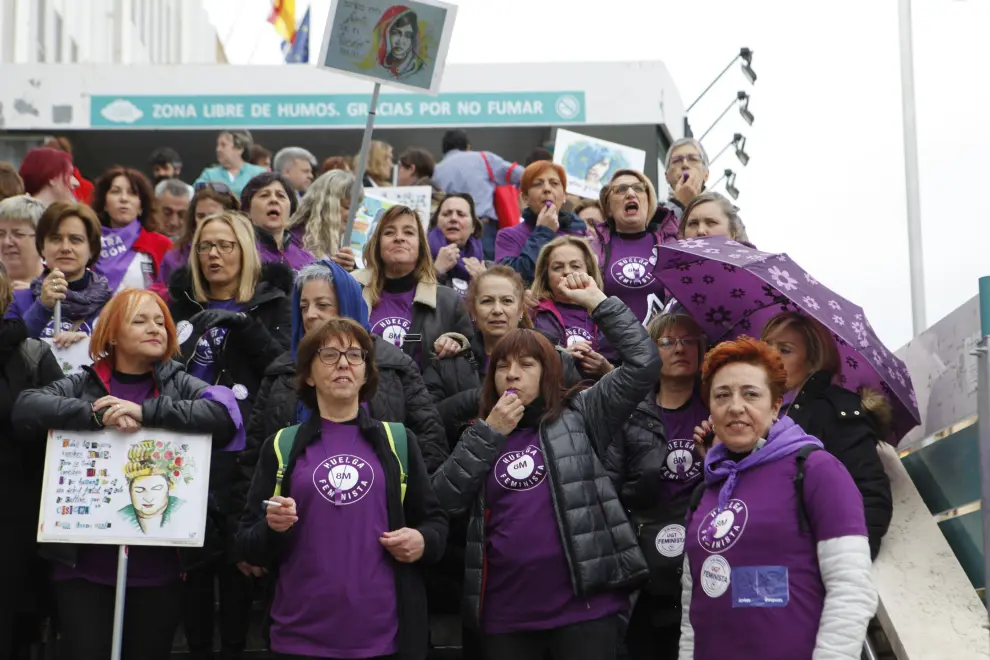Huelga feminista del 8M en el Hospital Miguel Servet de Zaragoza.
