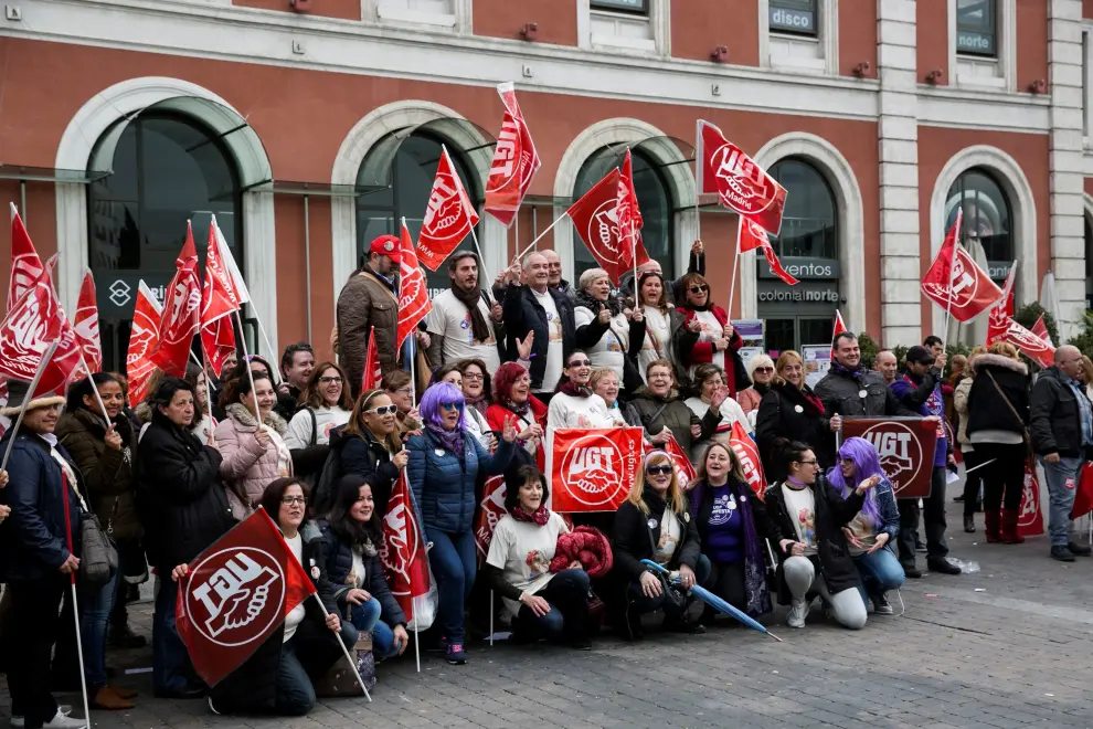 Trabajadoras de todo el país secundan la huelga del 8M