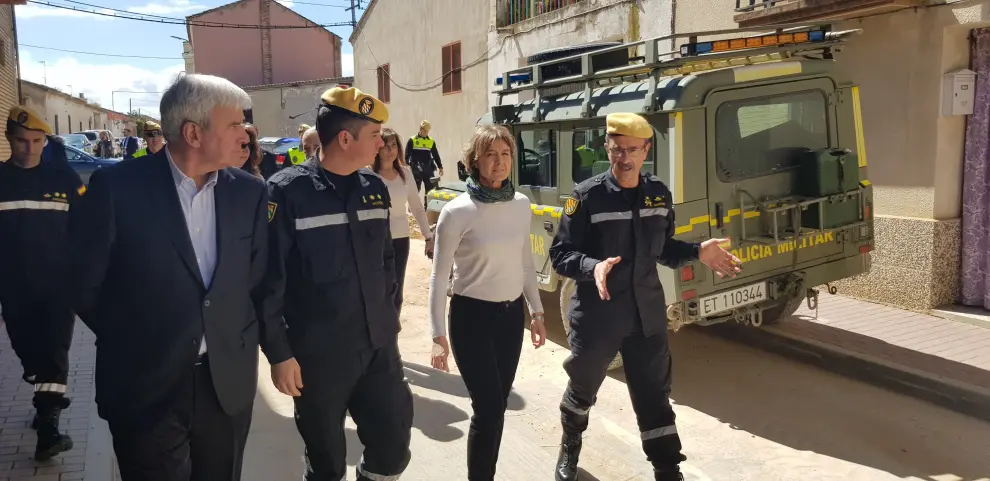 Isabel García Tejerina visita las zonas afectadas por la crecida del Ebro