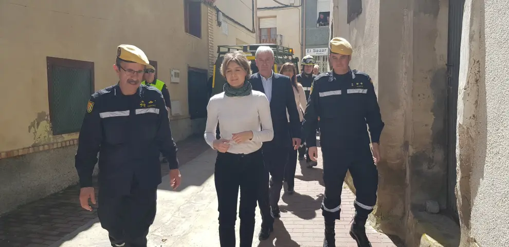 Isabel García Tejerina visita las zonas afectadas por la crecida del Ebro