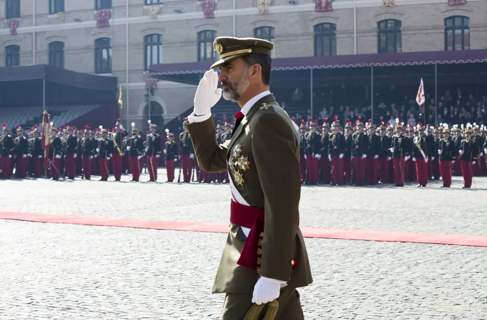 El rey Felipe VI asiste a los actos del 90 aniversario de la Academia General Militar de Zaragoza el 20 de febrero de 2017.