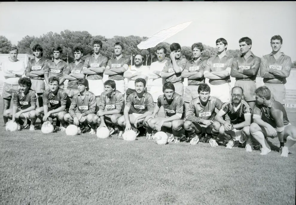 Presentación de la plantilla de la SD Huesca en la temporada 87-88 | Fernando Paules